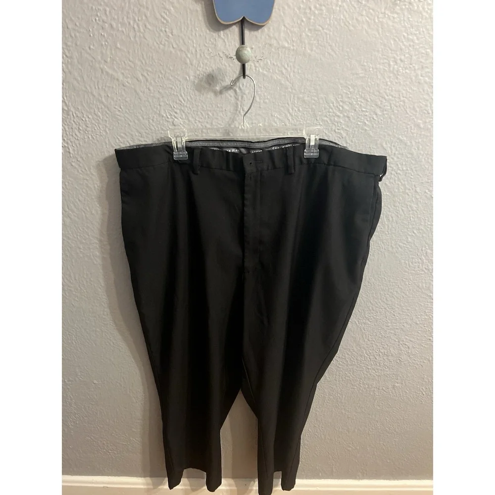 Haggar Pants Men's 46‎ Classic Fit Black Cool Right Performance Flex